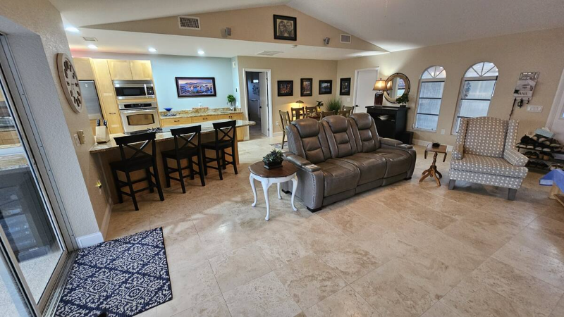 3354 Dover Dr - Photo 5 of 17