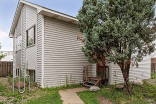 904 9th Ave Se - Photo 1 of 1