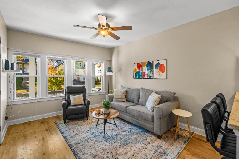 2138 N Hubbard St #2138 - Photo 3 of 15