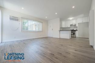 13959 Vanowen St #5 - Photo 1 of 1