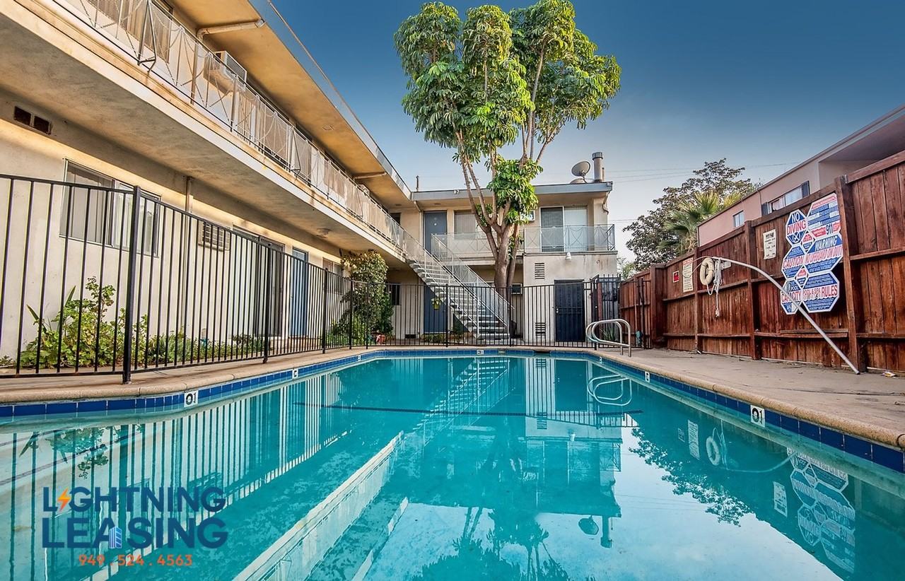 14677 1/2 Rayen St #4A - Photo 2 of 11