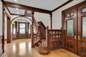 featured image of 14 Summit St #14