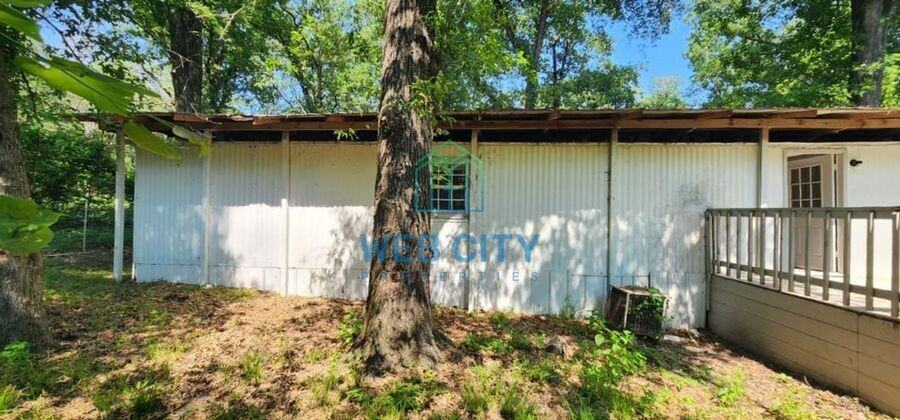 15391 Flud Road - Photo 2 of 17