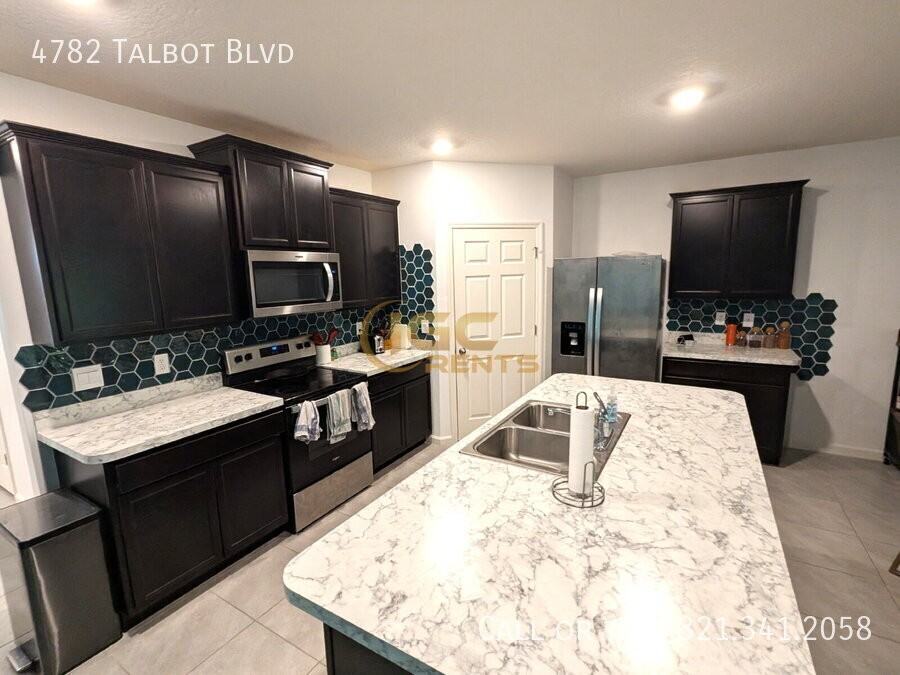 4782 Talbot Blvd - Photo 3 of 12