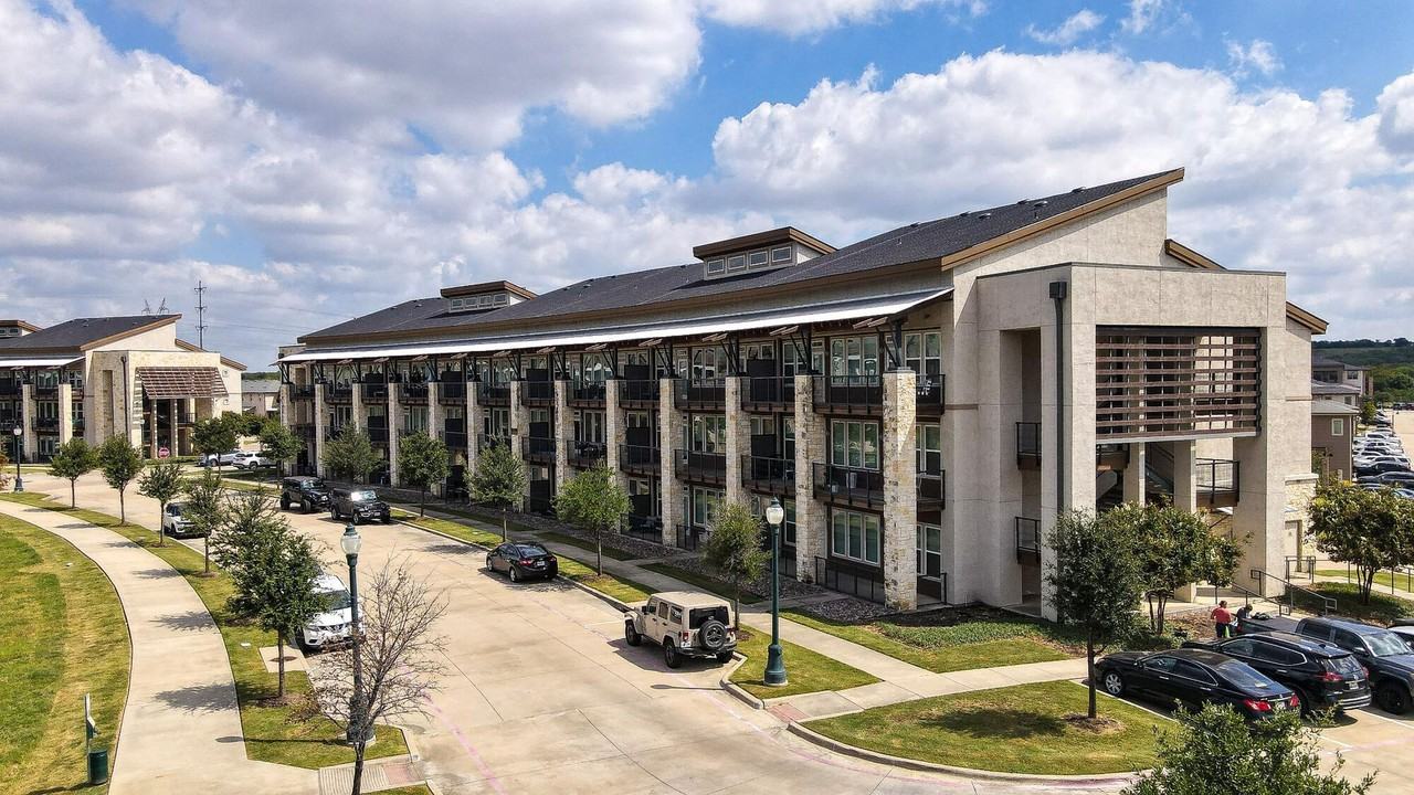 The Boat House - Photo 7 of 50