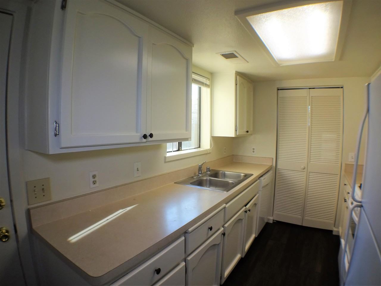 2811 Morseman Avenue (G) - Photo 6 of 14