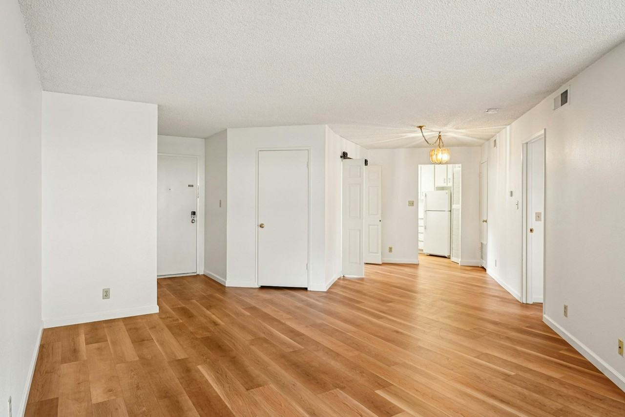 999 Evelyn Terrace, Unit 71 - Photo 2 of 18