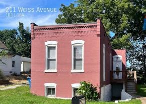 211 Weiss Ave - Photo 1 of 1