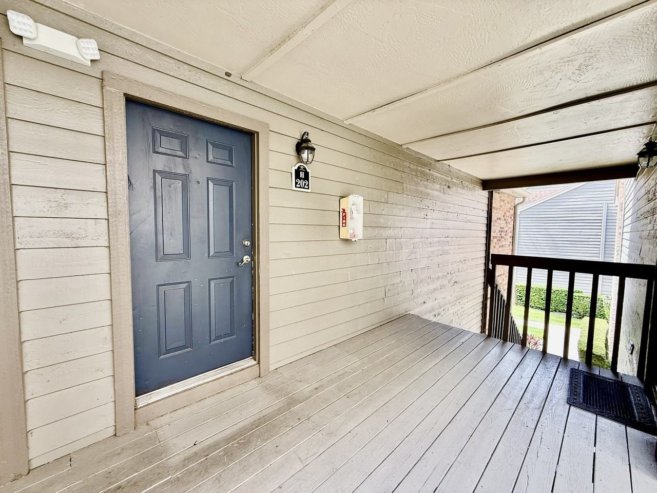 2500 Winding Creek Boulevard H202 - Photo 3 of 30