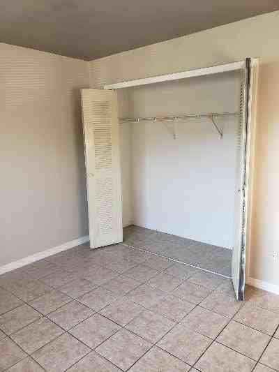 3801 Country Club Blvd 1-8 - Photo 6 of 34