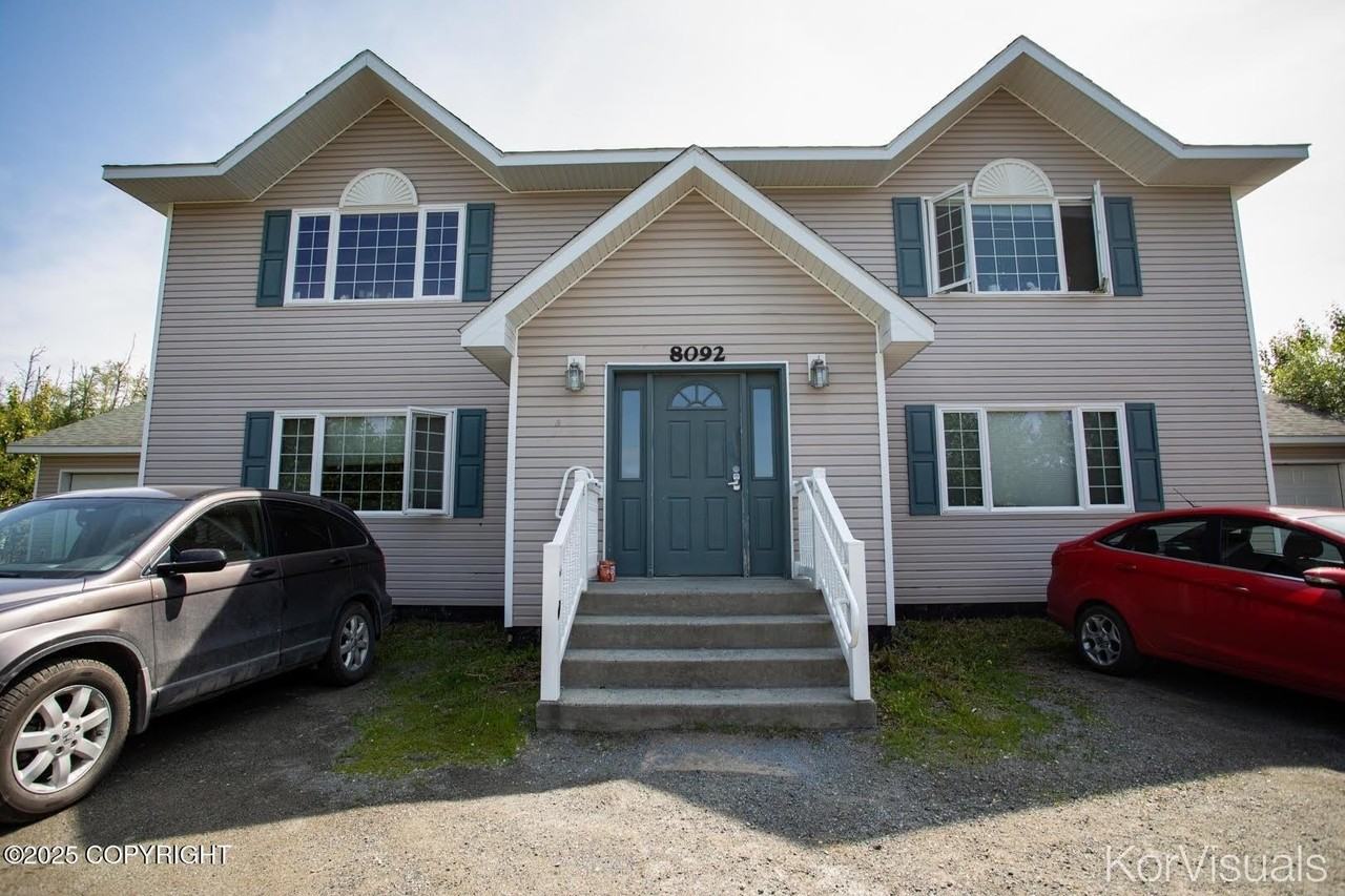 8092 W Donna Marie Ln #1 - Photo 2 of 13