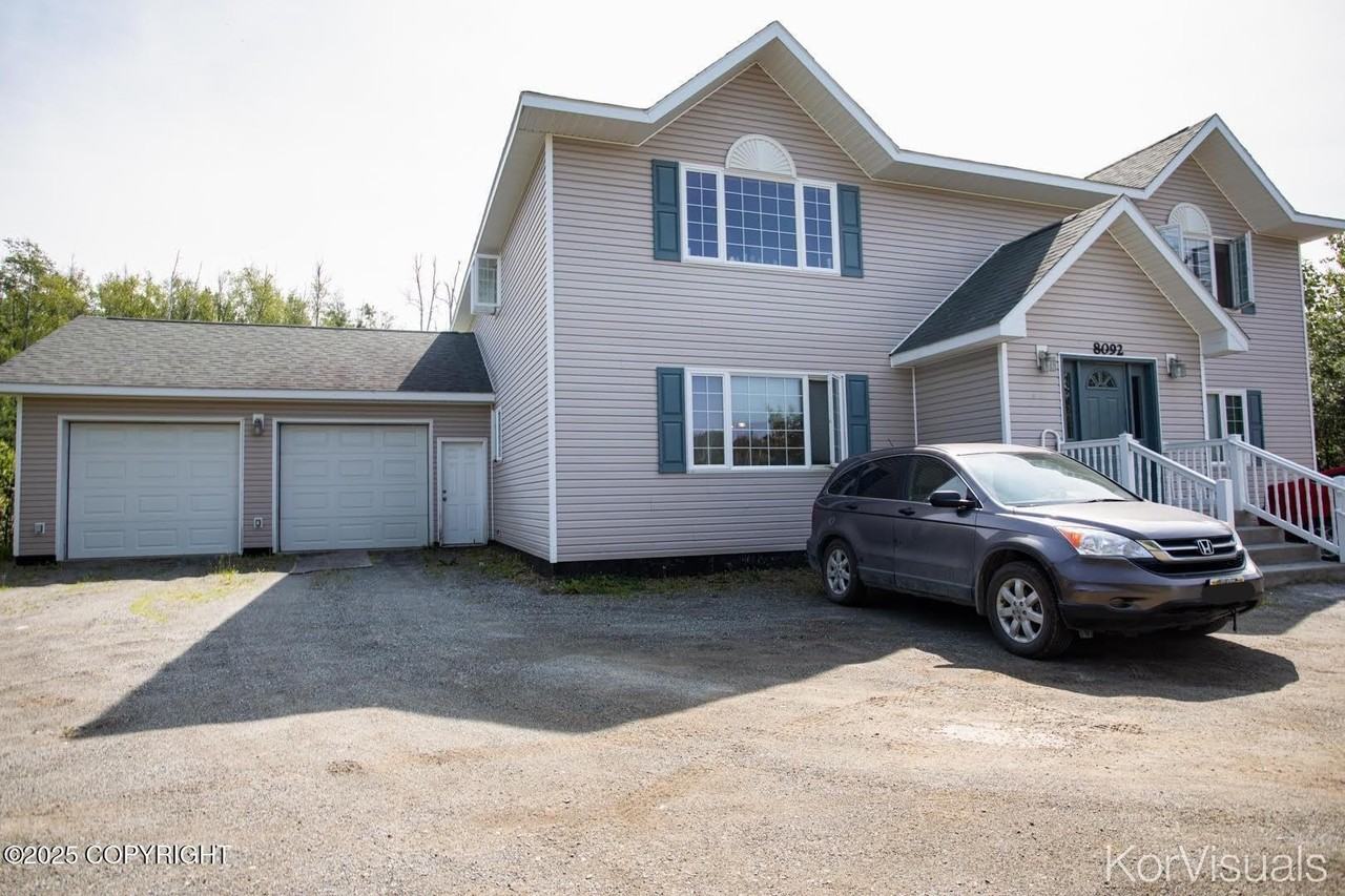 8092 W Donna Marie Ln #1 - Photo 3 of 13