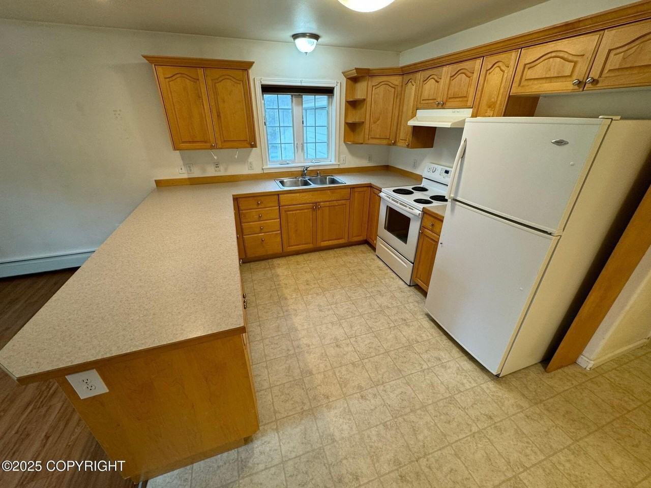 8092 W Donna Marie Ln #1 - Photo 7 of 13