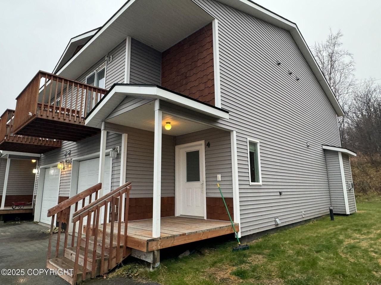 5595 S Irwin Dr #4 - Photo 3 of 15