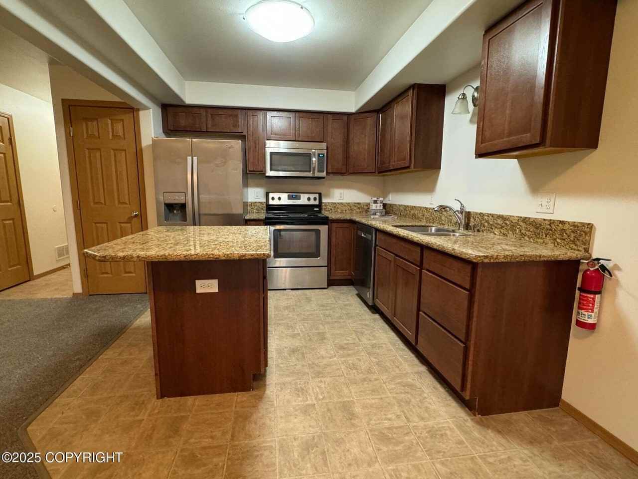 5595 S Irwin Dr #4 - Photo 6 of 15