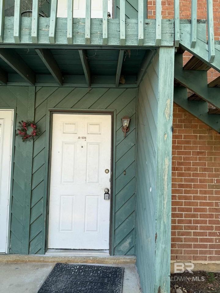 500 Grant St #A104 - Photo 2 of 19