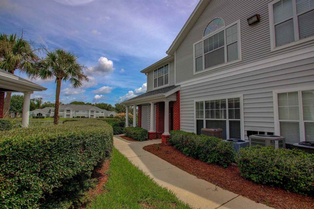 20102 Harbour Vista Cir - Photo 2 of 31