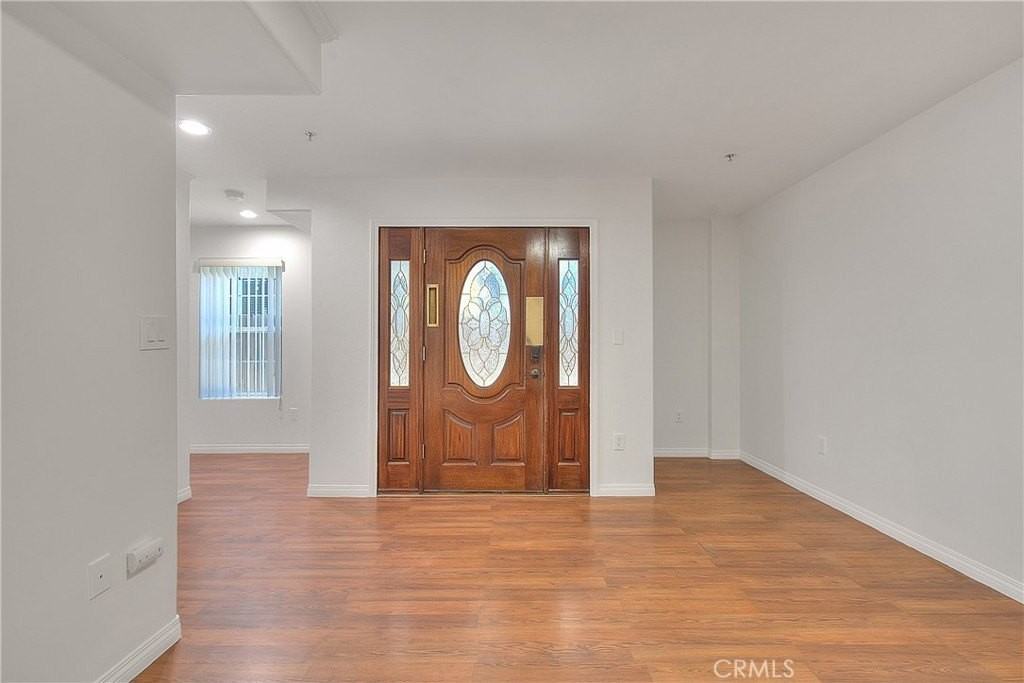 3105 Walton Ave - Photo 5 of 38