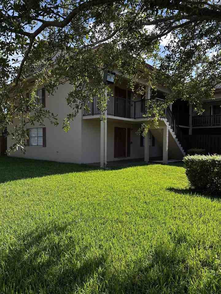 11229 SW 88th Street #209D - Photo 6 of 50