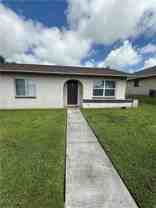 525 Se Van Loon Ter - Photo 1 of 1