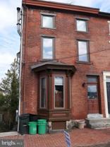 319 W Second St #3rdFL - Photo 1 of 1