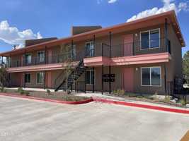 featured image of 445 Gallagher St