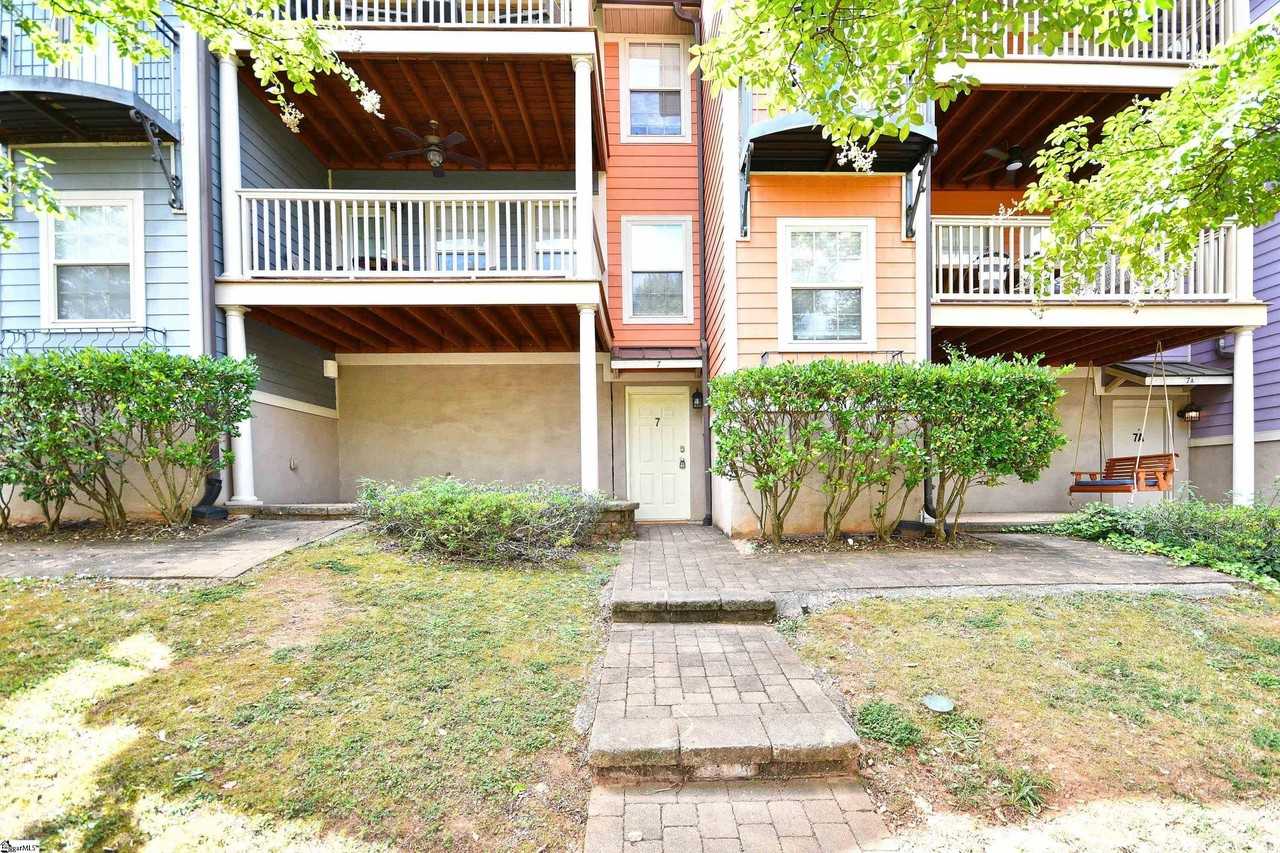 7 Hamilton Avenue - Photo 2 of 42