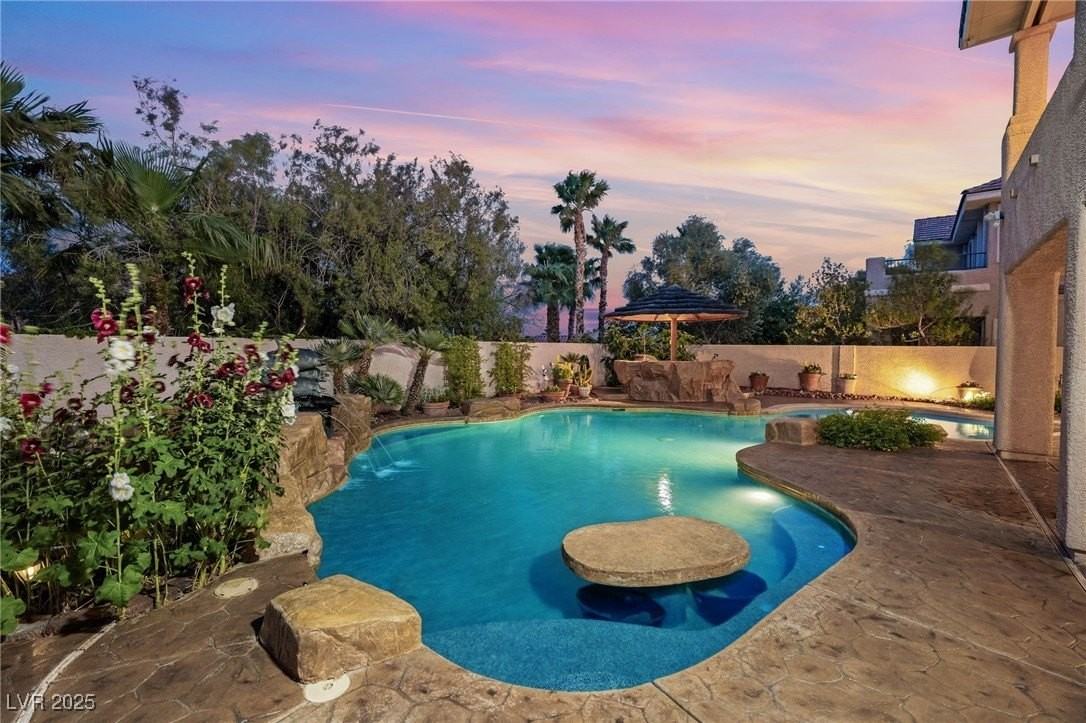 3010 Hammerwood Dr - Photo 3 of 29