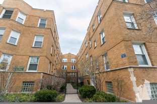 628 W Roscoe St - Photo 1 of 1