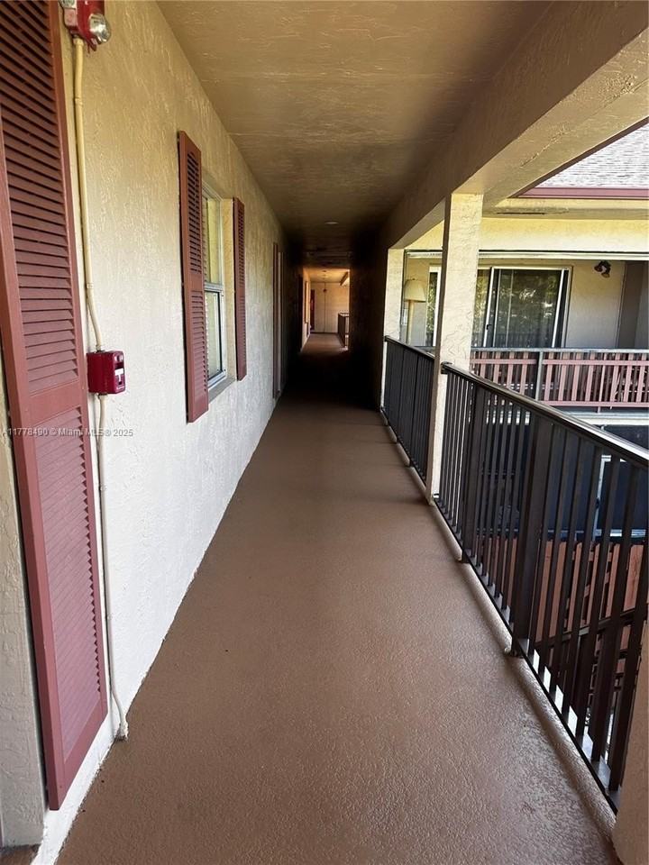 11229 Sw 88th Ct #209D - Photo 7 of 50