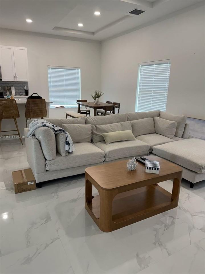 63 Coxswain Cir #63 - Photo 4 of 12