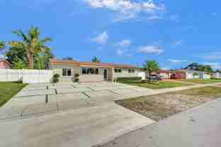 1701 19625 NW NW 6th Pl #1 - Photo 1 of 1