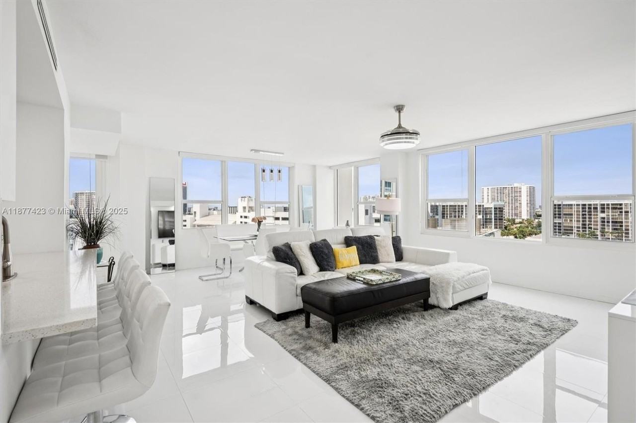 3505 South Ocean Drive #901 - Photo 2 of 21