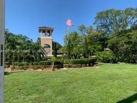 204 Palm Cir E - Photo 1 of 1