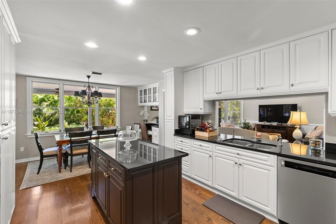 3003 W Villa Rosa Park #0 - Photo 6 of 36