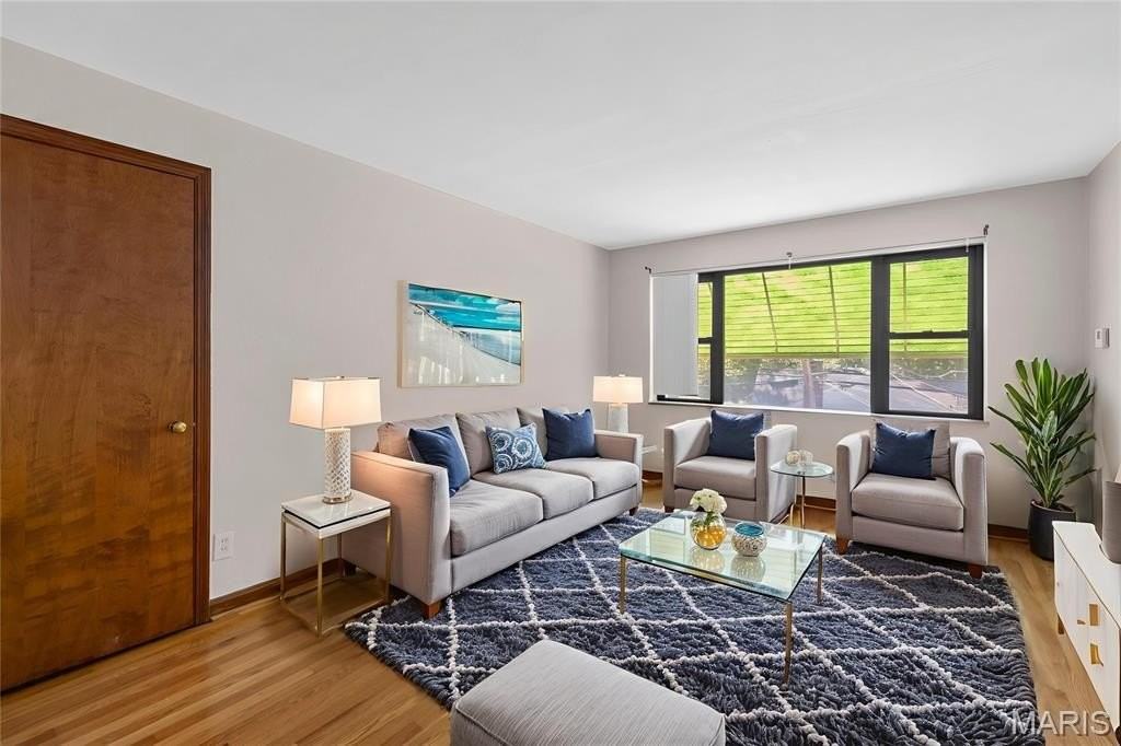 4931 Jamieson Ave #E - Photo 4 of 11