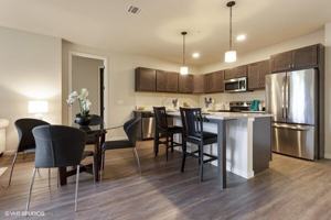 featured image of 1465 Underwood Ave