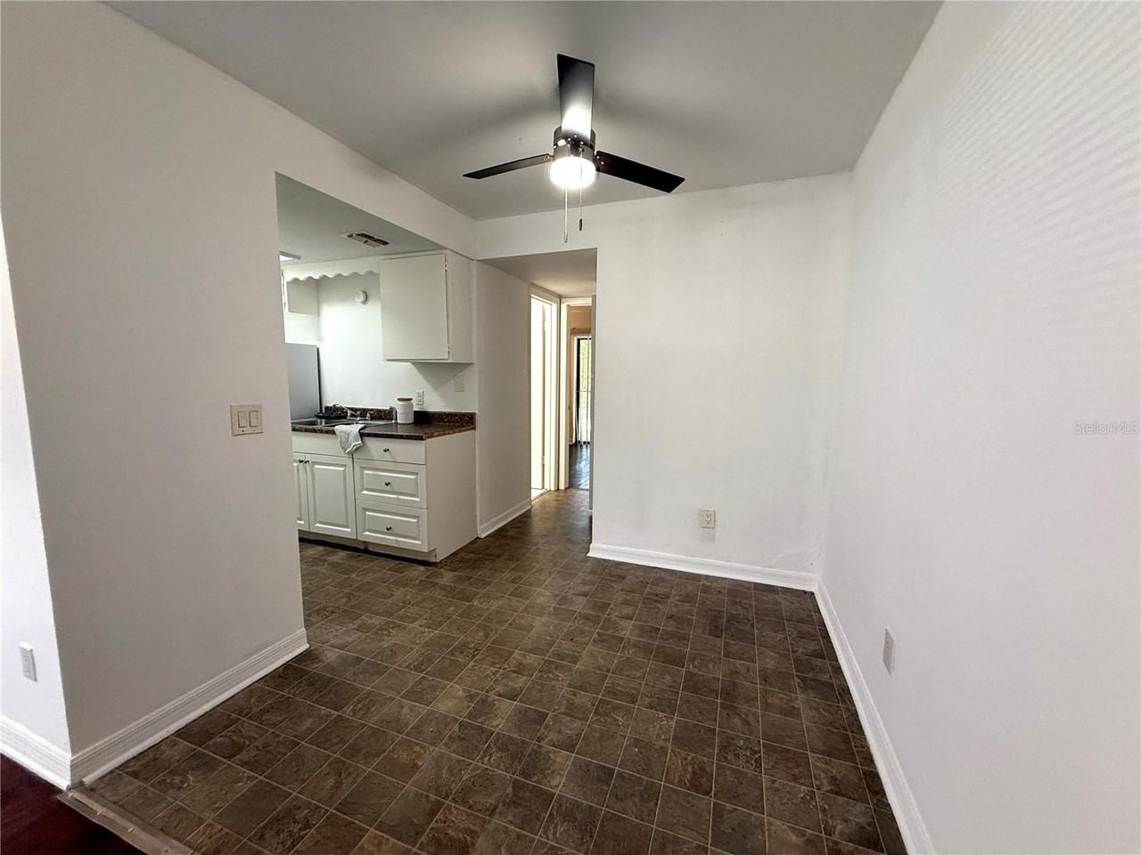 510 Sw 69th St #A - Photo 3 of 9