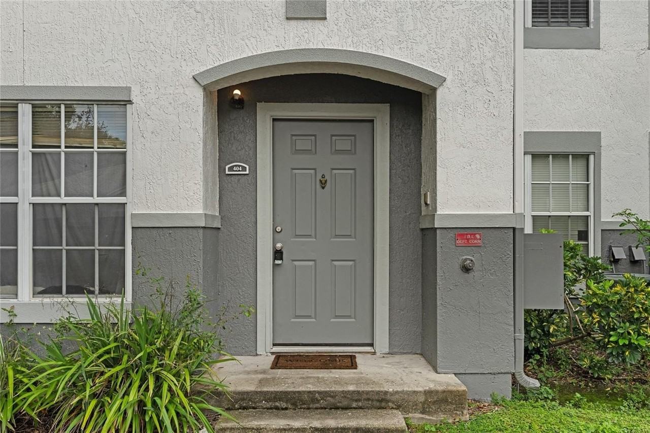 4360 S Kirkman Rd #4 - Photo 4 of 21