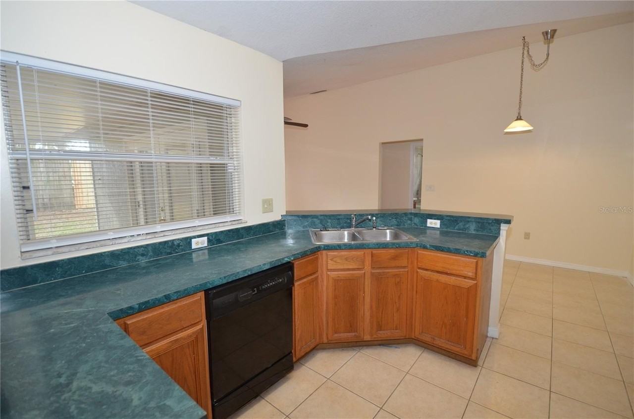 1218 Dunbridge St - Photo 6 of 14