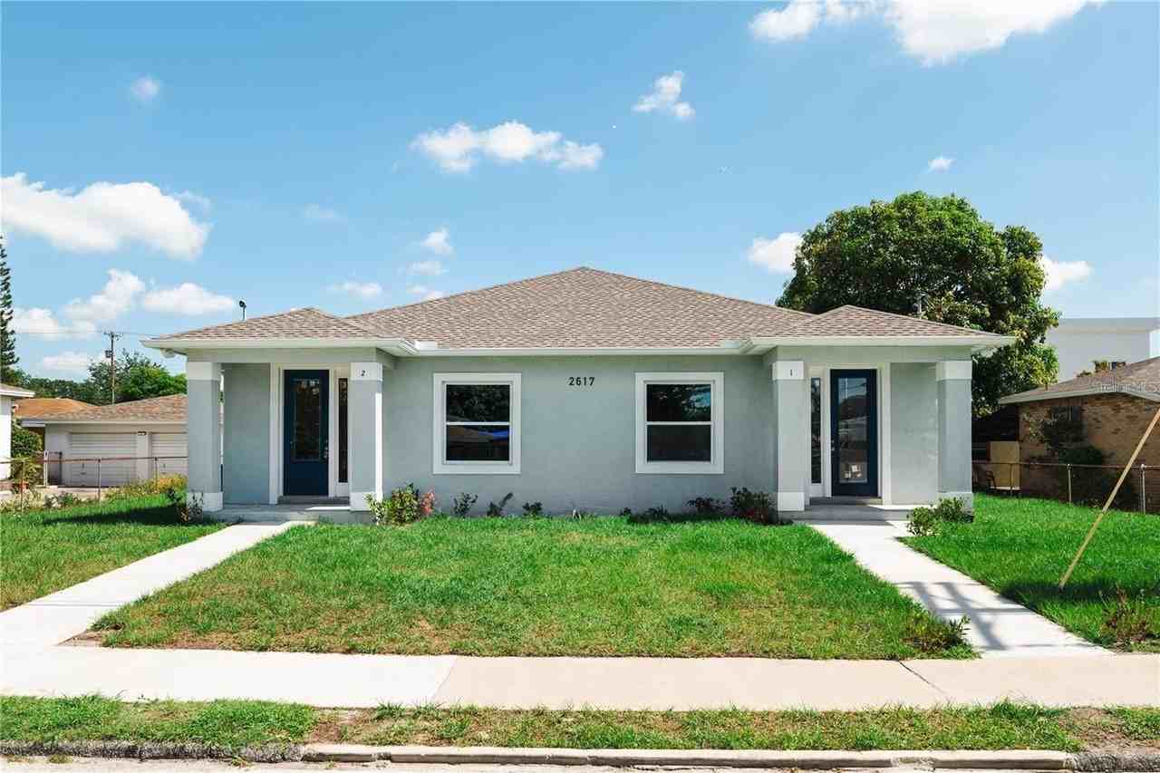 2617 W Saint Joseph St #1 - Photo 2 of 18