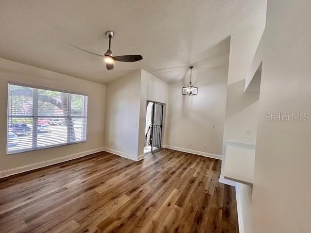 607 S Westland Ave #19 - Photo 6 of 26