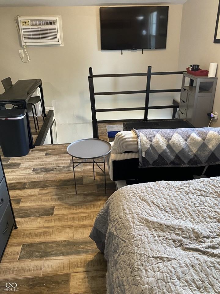 1230 East Ohio Street #B - Photo 2 of 6