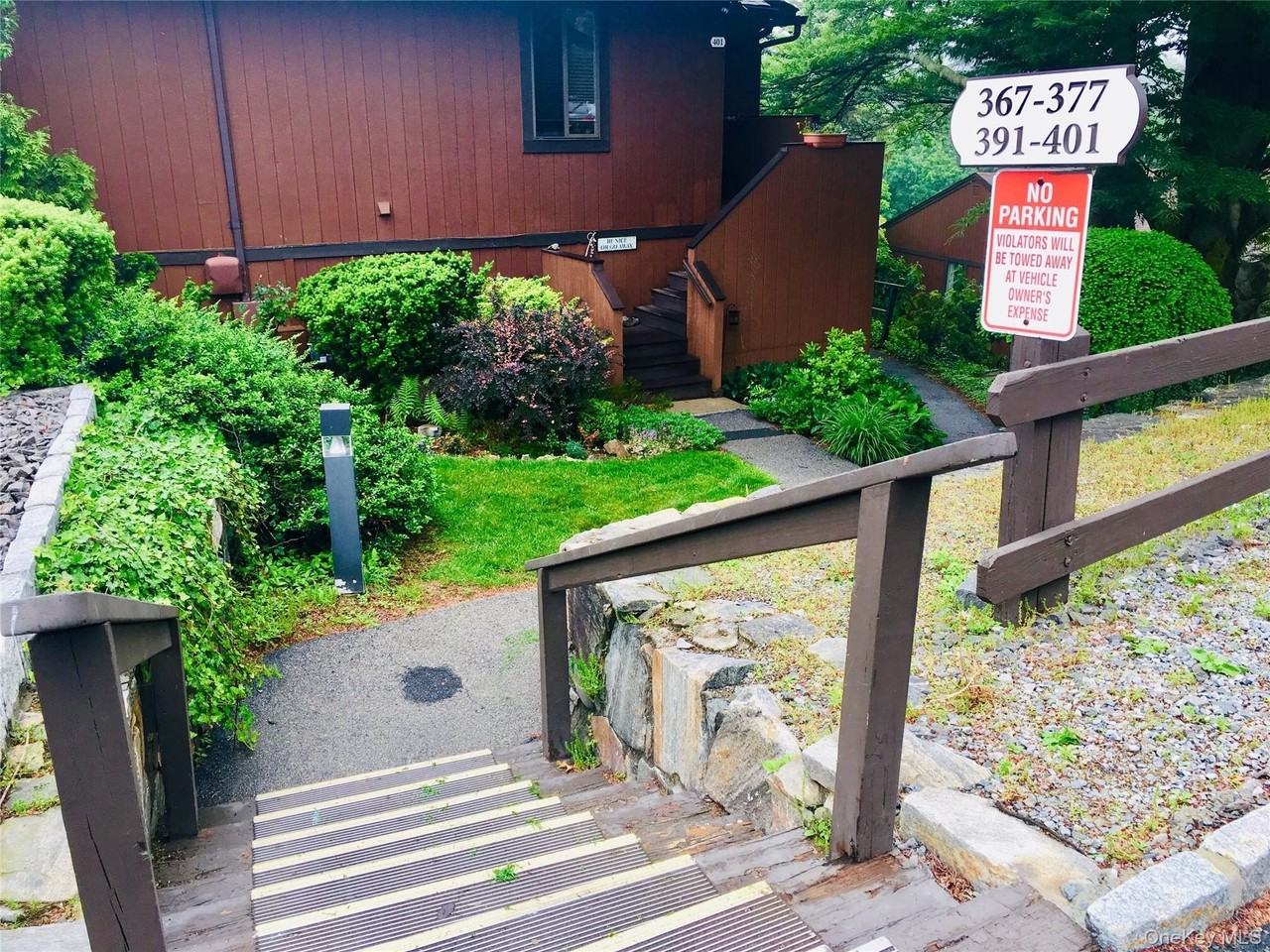 393 Martling Ave - Photo 4 of 27