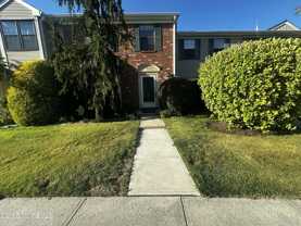 365 Bromley Pl #365 - Photo 1 of 1