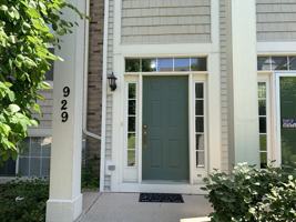 featured image of 929 Summit Creek Dr #929