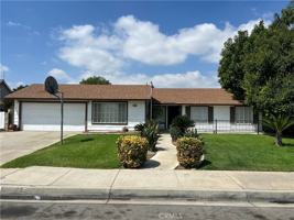 featured image of 924 N Quince Ave