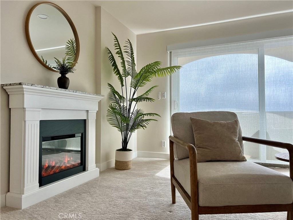 240 Moss St #15 - Photo 4 of 18