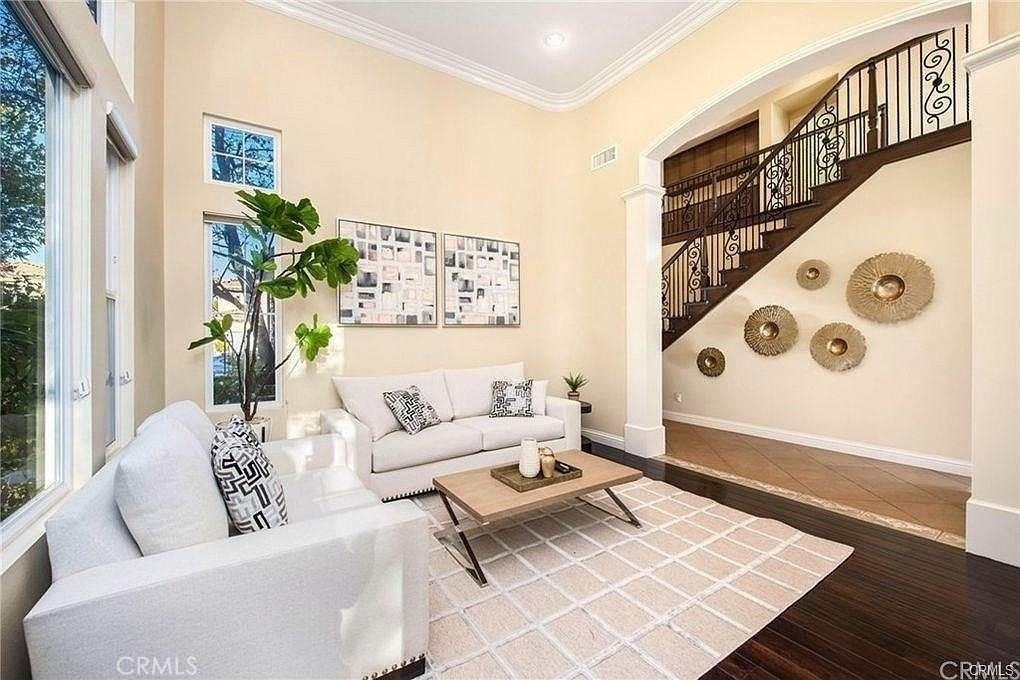 32 Walnut Creek - Photo 3 of 24