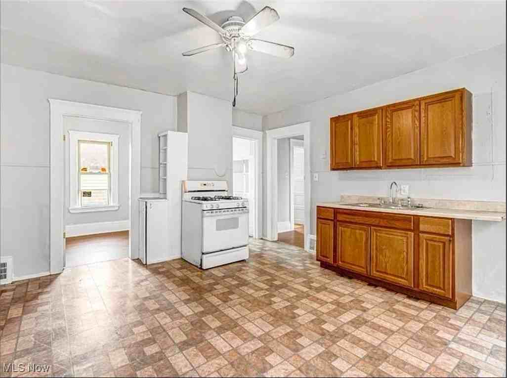 3635 E 49th St Unit Down #DOWN - Photo 2 of 14